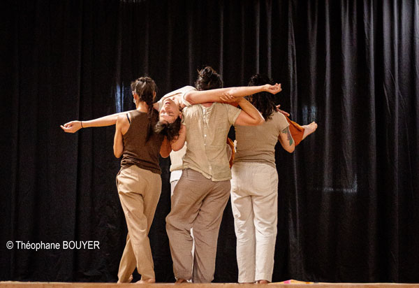 Danse contemporaine confirmé(e)s (mercredi)